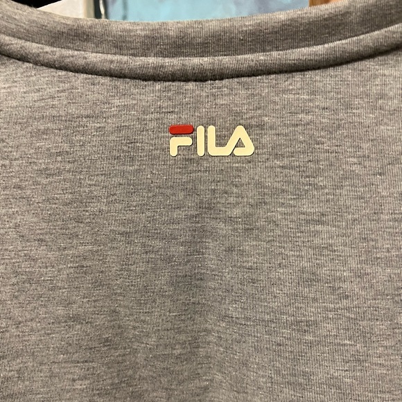 Fila Sweatshirt - Picture 4 of 6